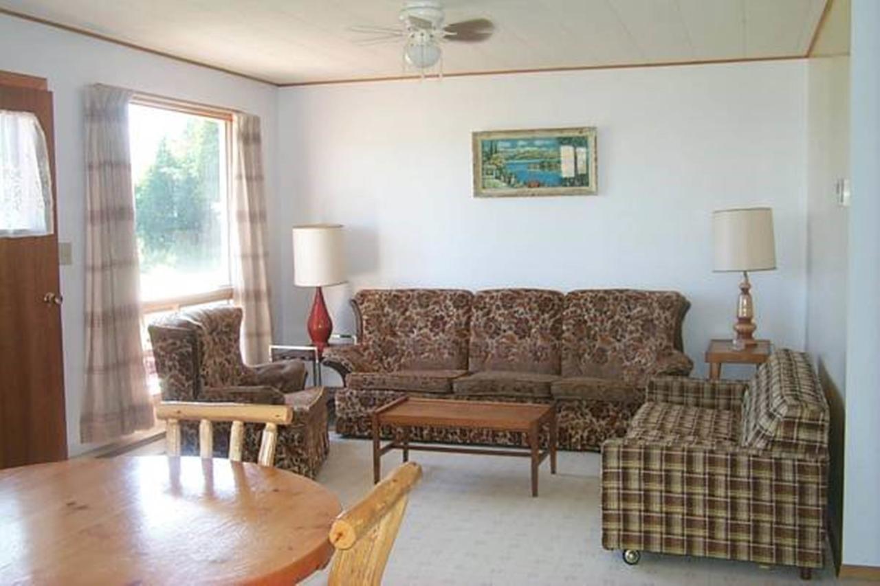 Wee Point Resort Manitowaning Quarto foto